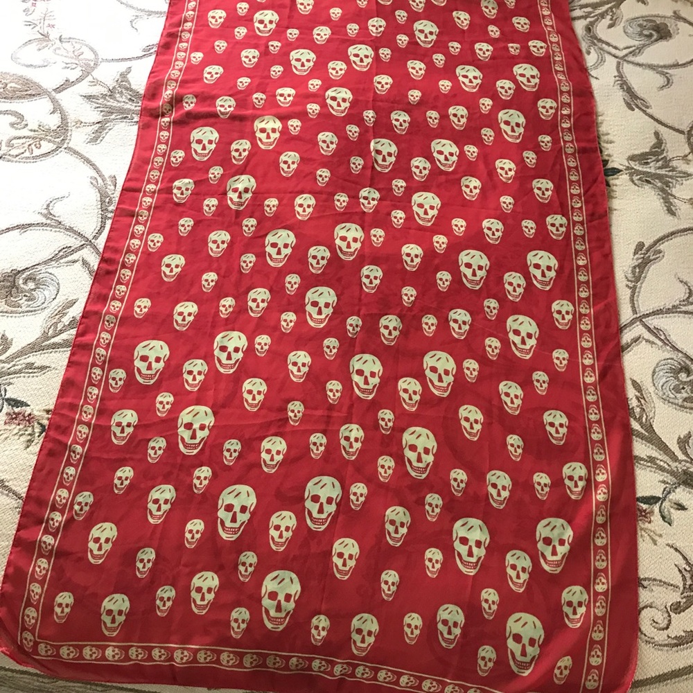 Scarf / Wrap with Skull Print